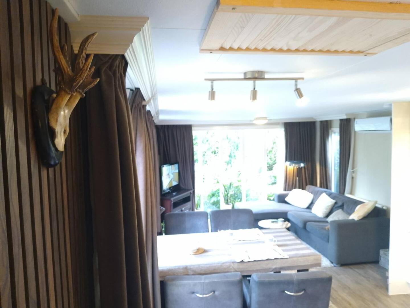 Chalet Op De Veluwe Putten Εξωτερικό φωτογραφία